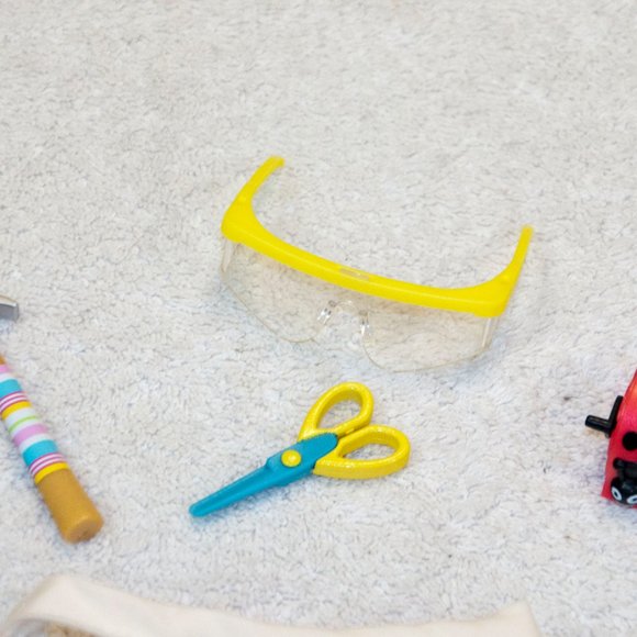 AG mini doll and apron/work tools - Picture 8 of 12